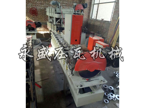 三维扣板龙骨机